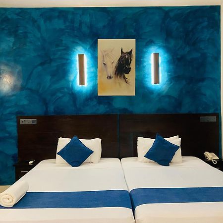 Grand Detagamuwa Hotel 卡特勒格默 外观 照片